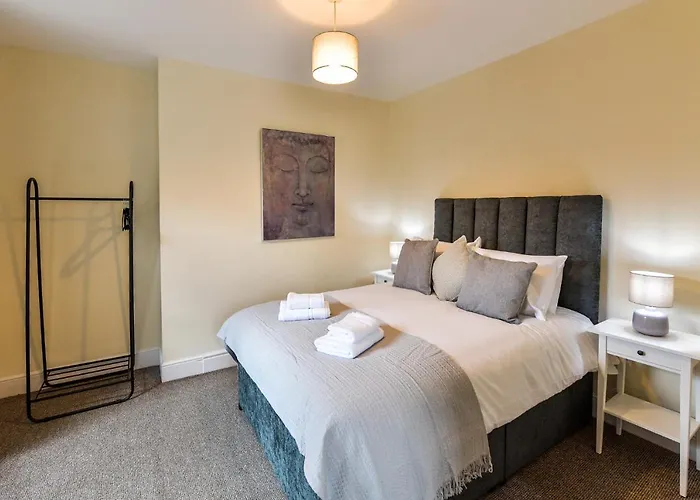 Host & Stay - Gerald House