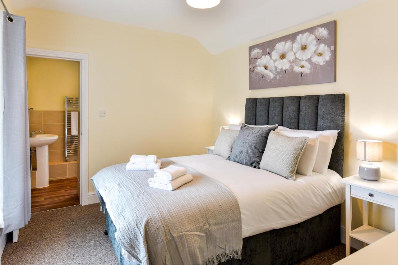 Host & - Gerald House Holiday home *
