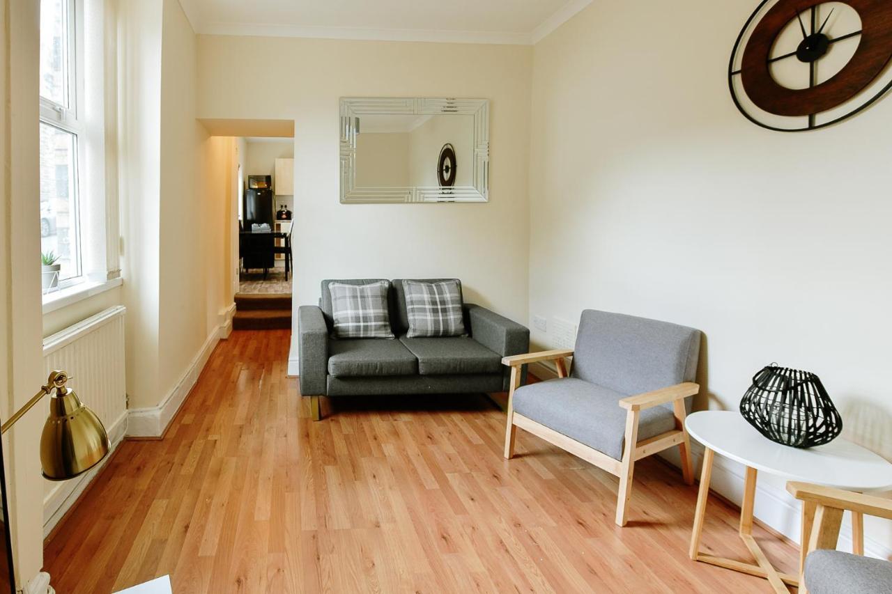 Host & - Gerald House Holiday home